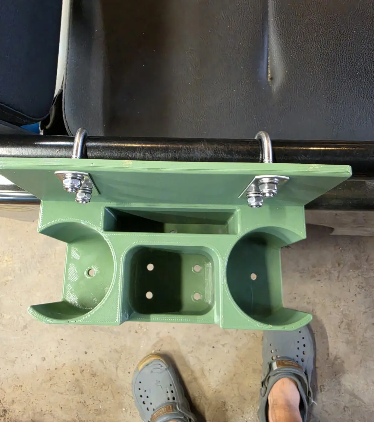 Top view of the mini Jeep organizer mounted with U-bolt clamps